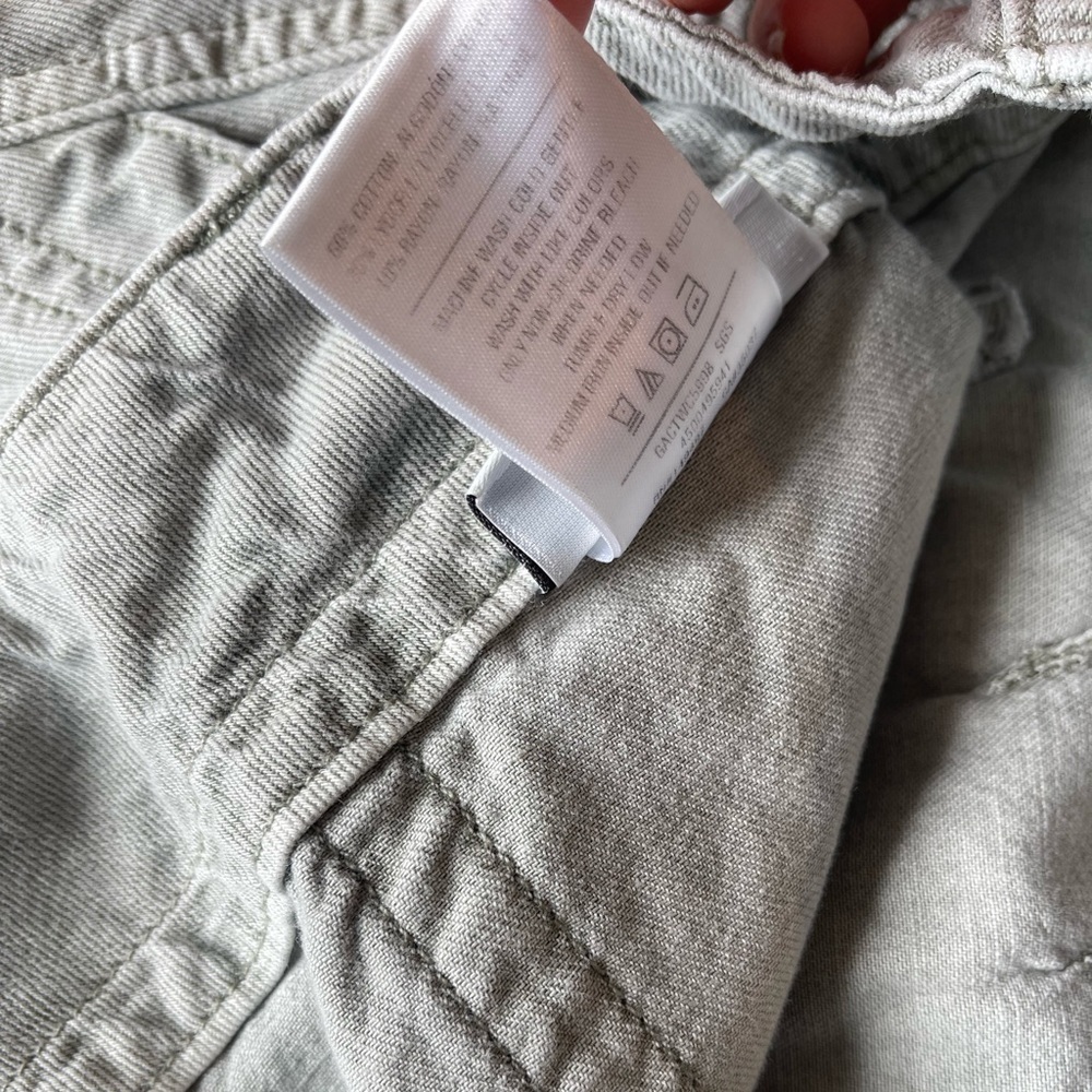 Joe's Jeans the honor high rise vintage straight utility
pants. Size 31 - Picture 8 of 16